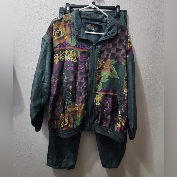 100% silk jogging pant suit. Vintage. - Picture 11 of 16